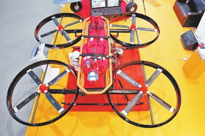 郑州造世界首架长航时载人无人机亮相珠海航展，推动智能无人飞行器制造新突破